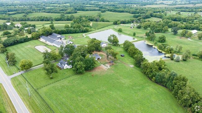 Farmland surrounds the neighborhoods in Shelbyville.