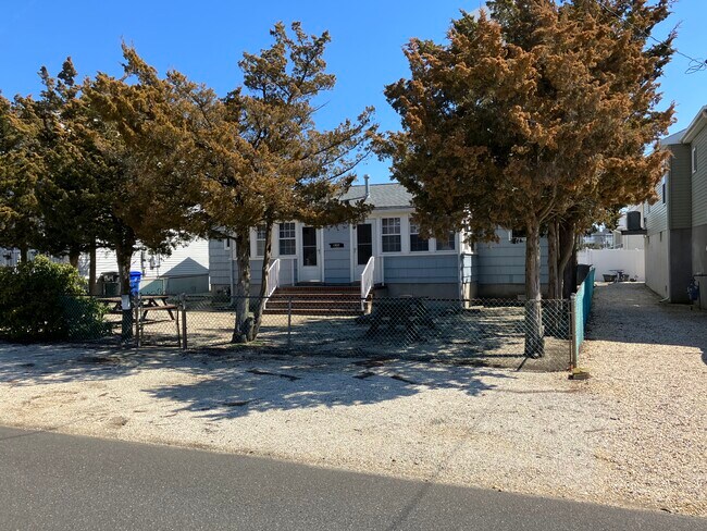 1922 Baltimore Ave unit 1, Seaside Heights, NJ 08751 - photo 5