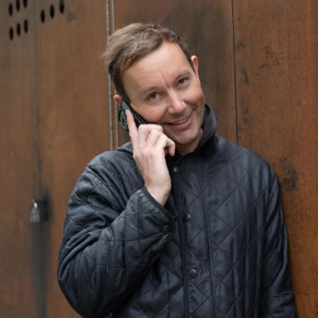 Agent Photo