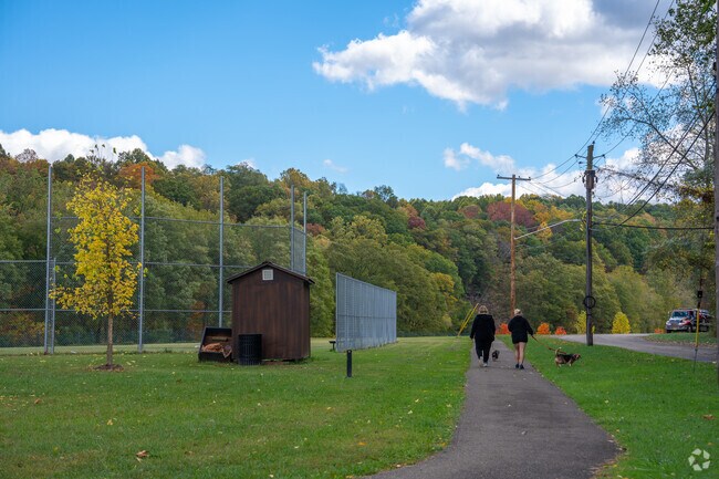 Perrysburg locals can walk on the nature paths at Creekside Park to catch views of Cattaraugus Creek.
