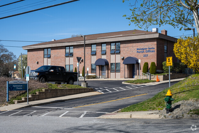 Discover a place where education meets academic excellence at Immaculate Conception School, RI.