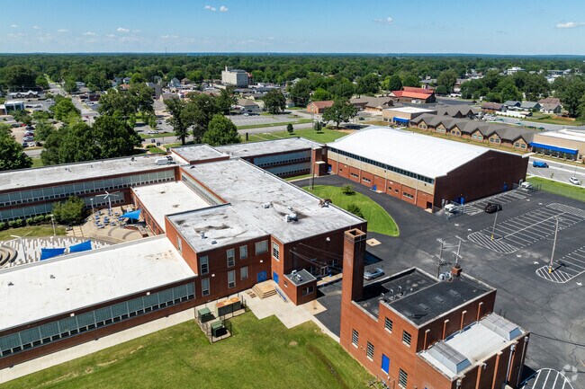 Paducah Tilghman High School is ranked 72nd within Kentucky.