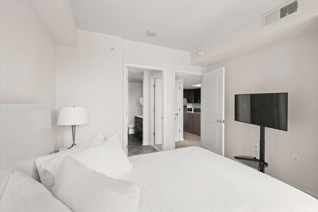 1405 S Fern St unit ID1039834P, Arlington, VA 22202 - photo 7
