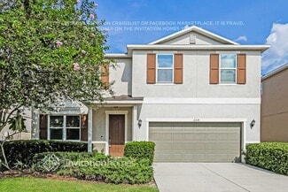 1104 Lake Highview Ln, Brandon, FL 33510