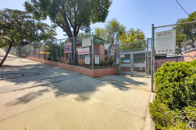 Clifford Street Elementary School