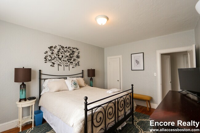 90 Kilsyth Rd unit 44, Brighton, MA 02135 - photo 7