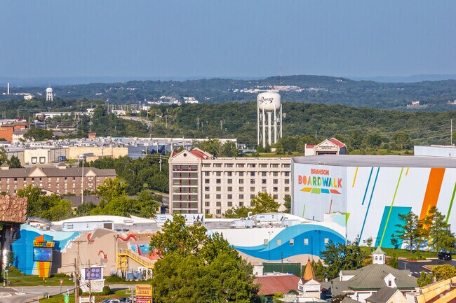 North Branson residents enjoy the color and beauty that Branson offers.