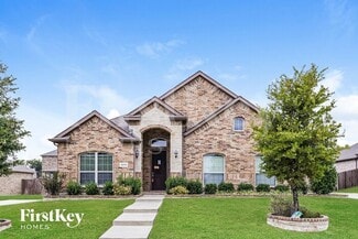 3213 Charing Cross Rd, Midlothian, TX 76065
