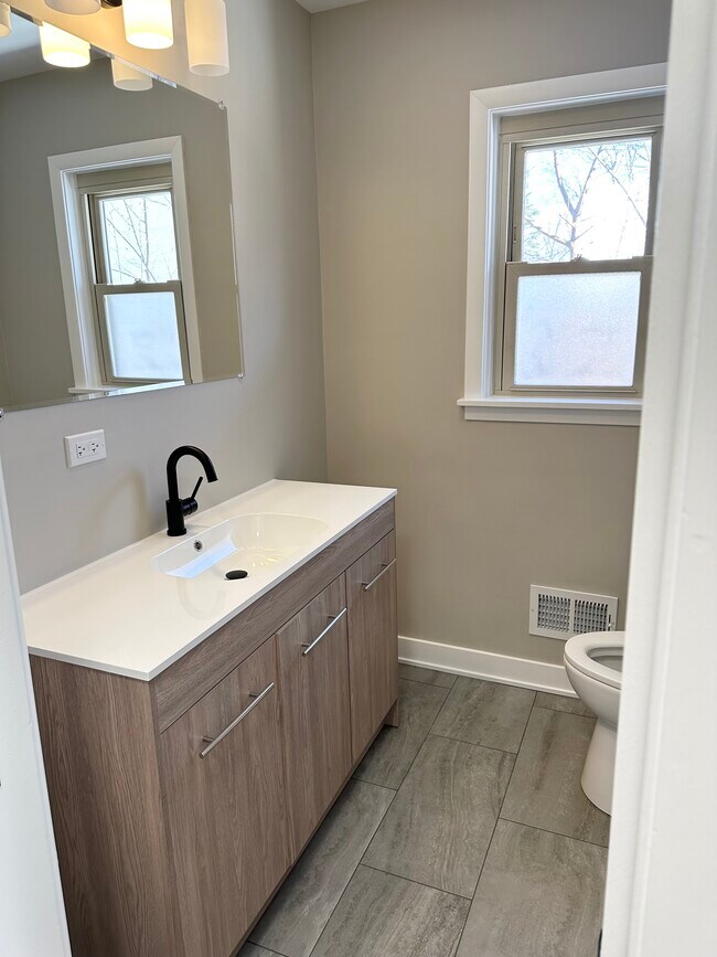 2049 Hagen Ln, Flossmoor, IL 60422 - photo 5