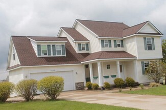 4555 Cider Wood Dr NW, Walker, MI 49534