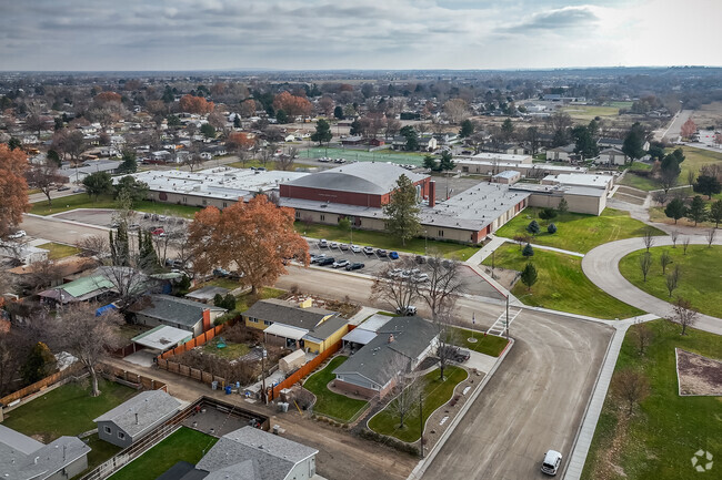 SyringaMiddleSchool4