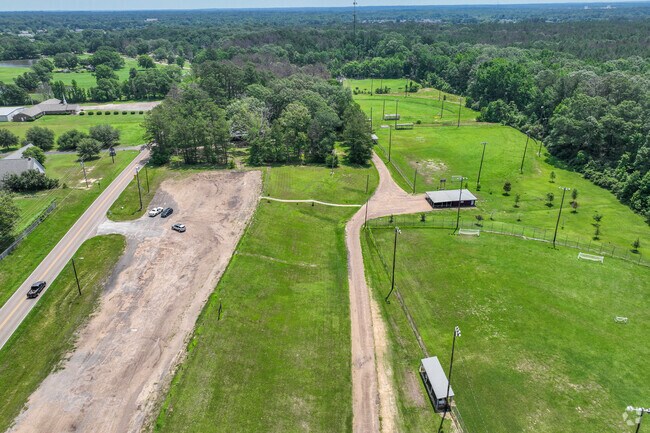 Davis Road Park is a public park in Terry.