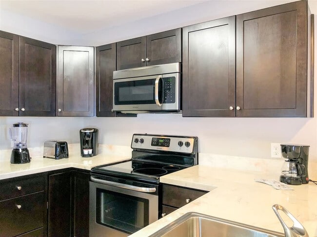 5218 Beach Dr unit ID1354903P, Panama City, FL 32408 - photo 7