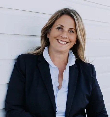 Dina Karousos