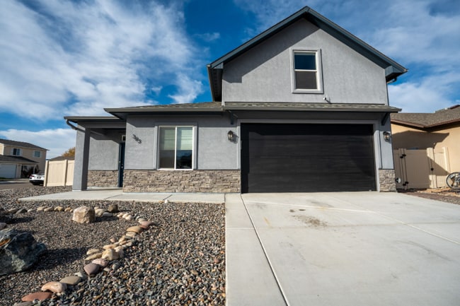 383 Sage Way, Grand Junction, CO 81501 - photo 2