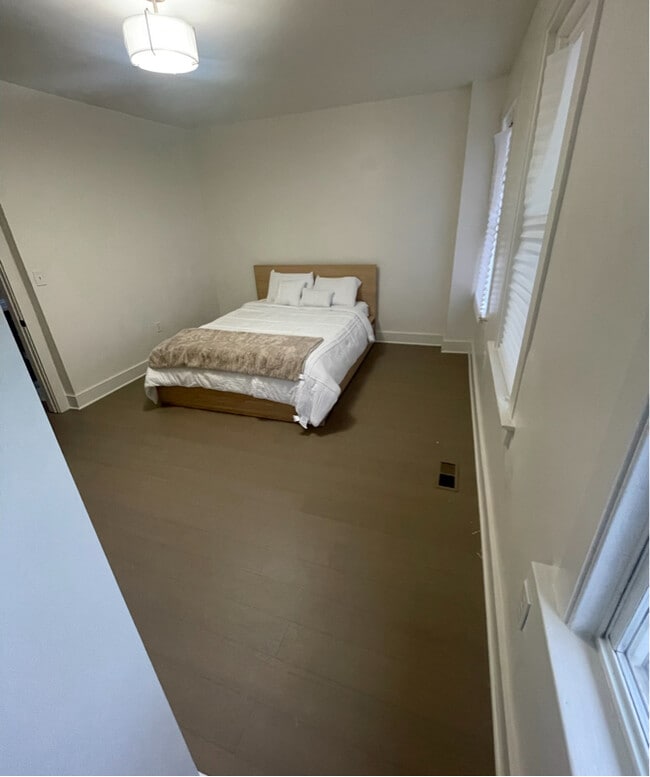 3305 Westerwald Ave, Baltimore, MD 21218