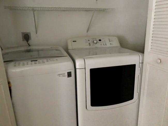 6280 NW 186th St unit 310, Hialeah, FL 33015 - photo 3