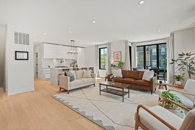 2100 4th St NE, Washington, DC 20002 - photo 7