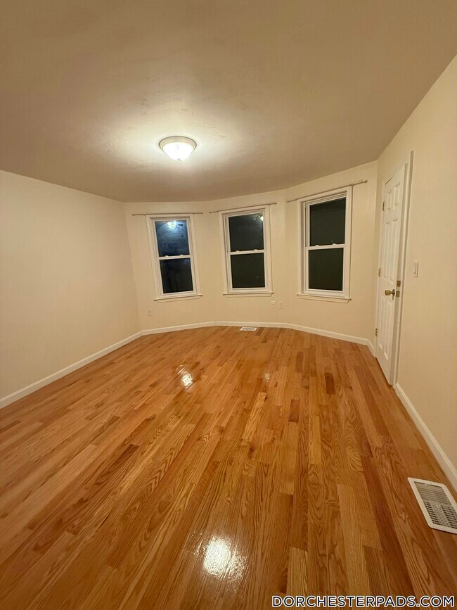 207 Harvard St unit 1, Dorchester Center, MA 02124 - photo 2