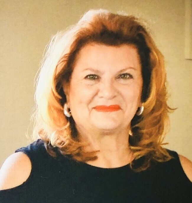 Sandi Bates
