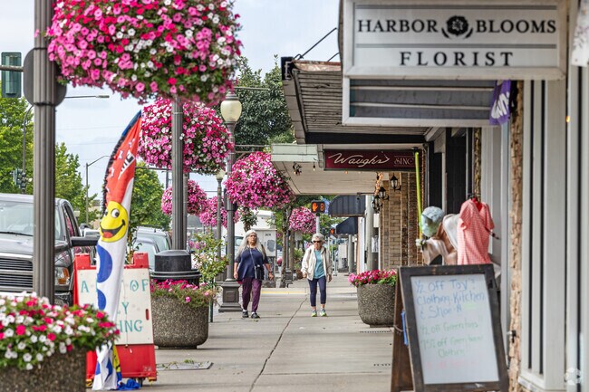 Retail shops line the streets of Aberdeen, a few minutes away from the West End neighborhood.