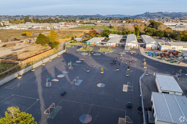Verde Elementary School is located in Richmond.