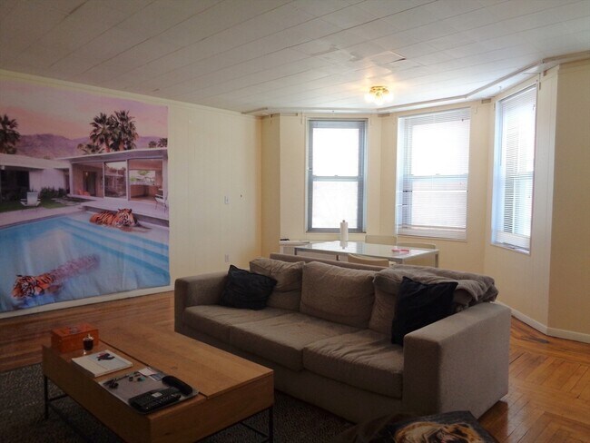 41 Carlton St unit 10, Brookline, MA 02446 - photo 5