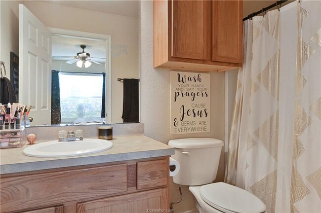 3515 Paloma Ridge Dr, College Station, TX 77845 - photo 3