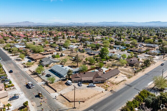 North Star Ranch is ideal for commuters near Main St and I-15.
