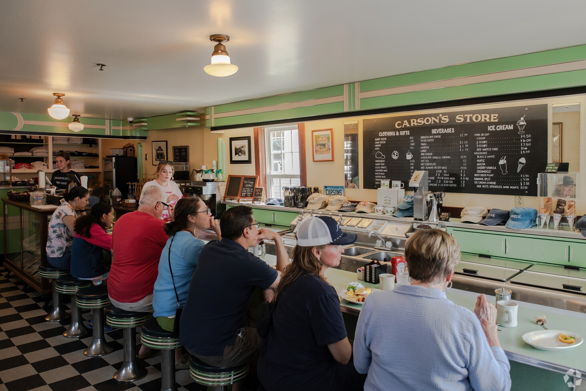 Carson's Store is close to the Mumford Cove neighborhood and serves a splendid breakfast.