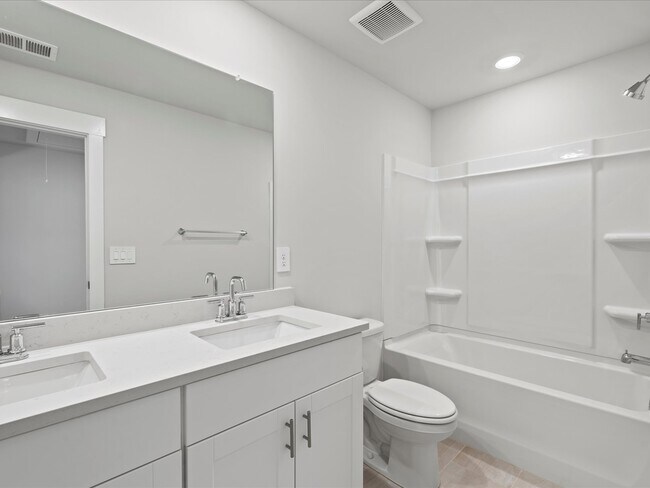 706 Burghley Cir, Greer, SC 29651 - photo 6