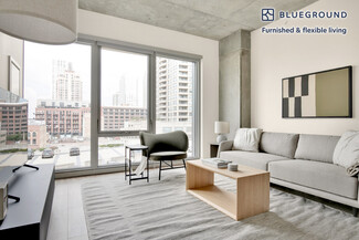 165 N Desplaines St Unit FL6-ID746, Chicago, IL 60661