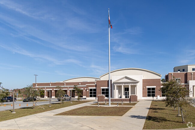 Magnolia Middle School values the partnership between school, parents, and community.