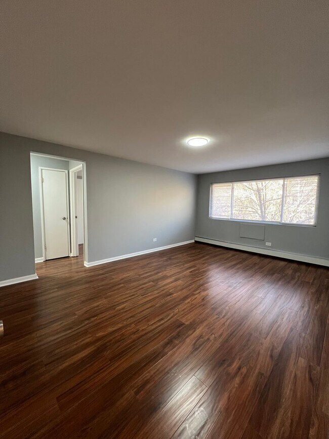 7000 S Cregier Ave, Chicago, IL 60649 - photo 6