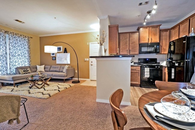 TGM Andover Park, Lawrence, MA 01843 - photo 4