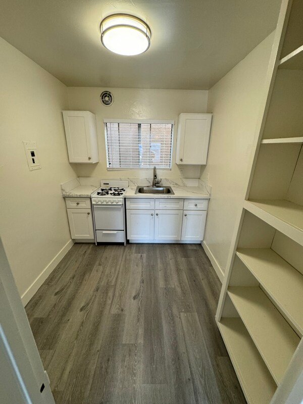 14250 Telegraph Rd unit 6, Whittier, CA 90604 - photo 4