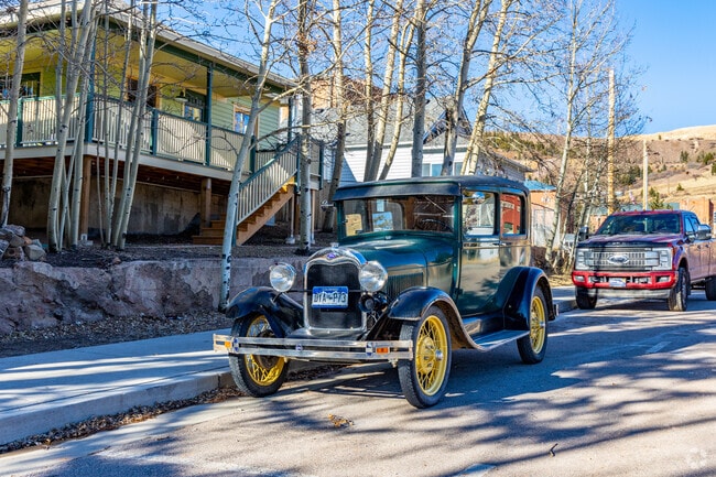 Discover relics and landmarks that tell the story of Cripple Creek gold rush past.