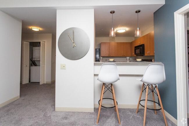 Breakfast Bar in Every Unit