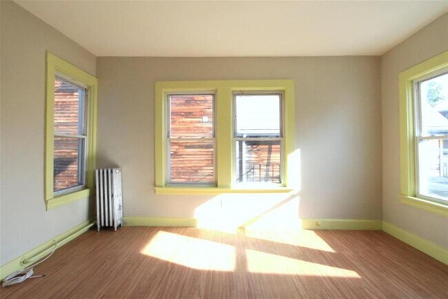 569 Main St unit 569, Medford, MA 02155 - photo 7