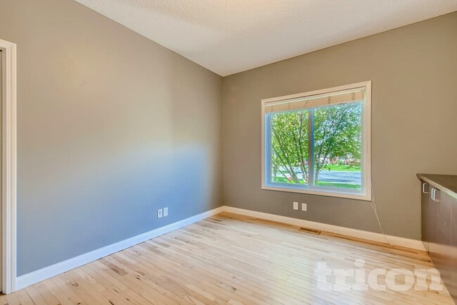 2207 Raspberry Ct, Buffalo, MN 55313 - photo 7