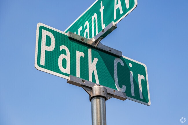 Explore Park Circle living and all the amenities it has to offer families in North Charleston.