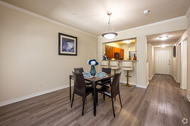2BR, 2BA - 1,242SF - Dining Room