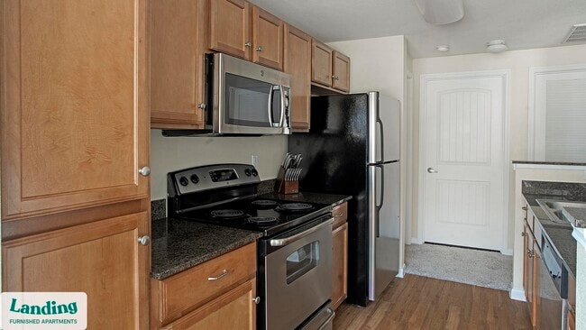 625 E Stassney Ln unit 3-3205, Austin, TX 78745 - photo 3