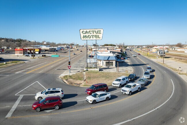 The Cactus Cove Motel welcomes visitors to pull in off of HWY 190 in Copperas Cove.