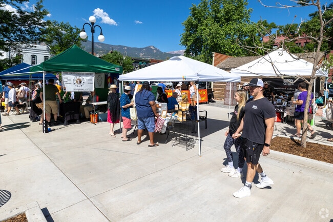 Enjoy the morning at the Old Colorado City Farmers Market.