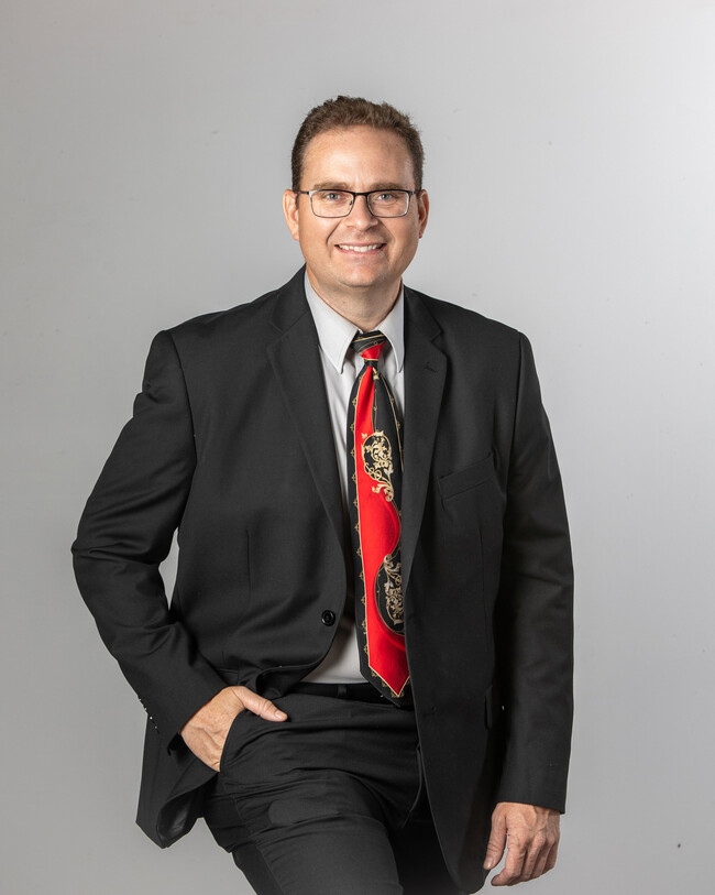 Agent Photo