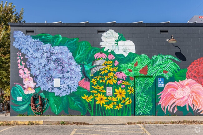 Washington is filled with art murals throughout the town which make for great photos.