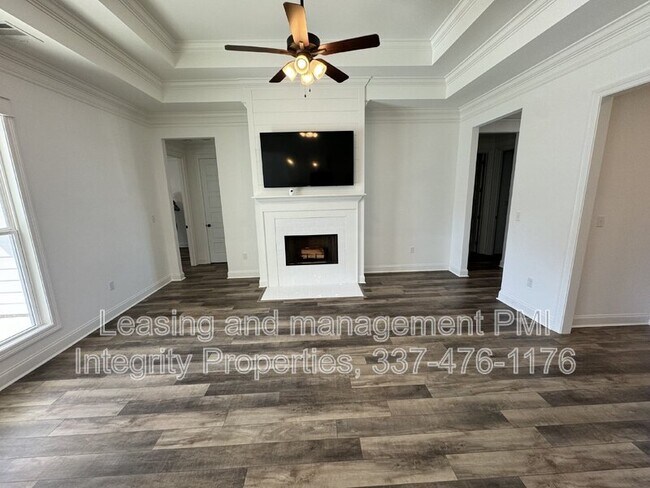 304 San Sebastian Dr, Youngsville, LA 70592 - photo 6