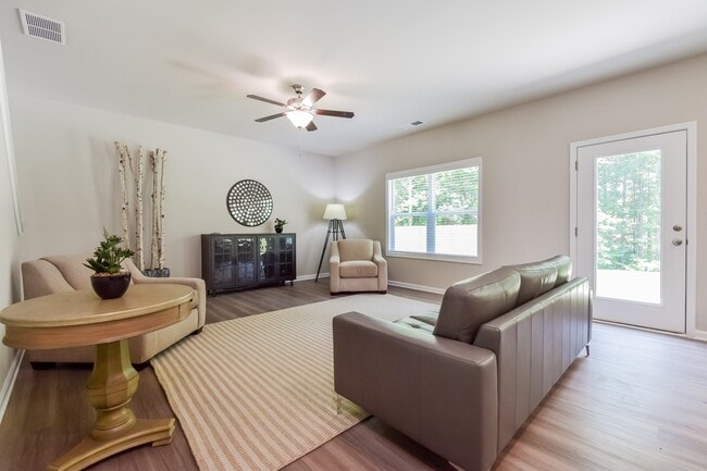 3337 Lilac Crk Trail, Gainesville, GA 30507 - photo 2