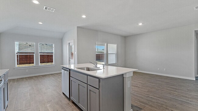 2520 Goldfinch Dr, Denton, TX 76205 - photo 6